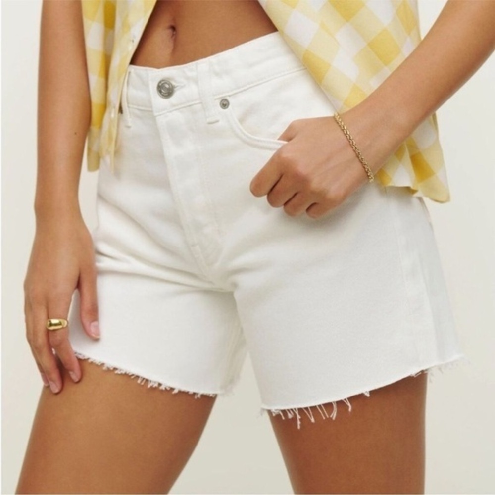 Reformation Jesse Relaxed Jean Shorts in Vintage White Frayed Hem High waist 26